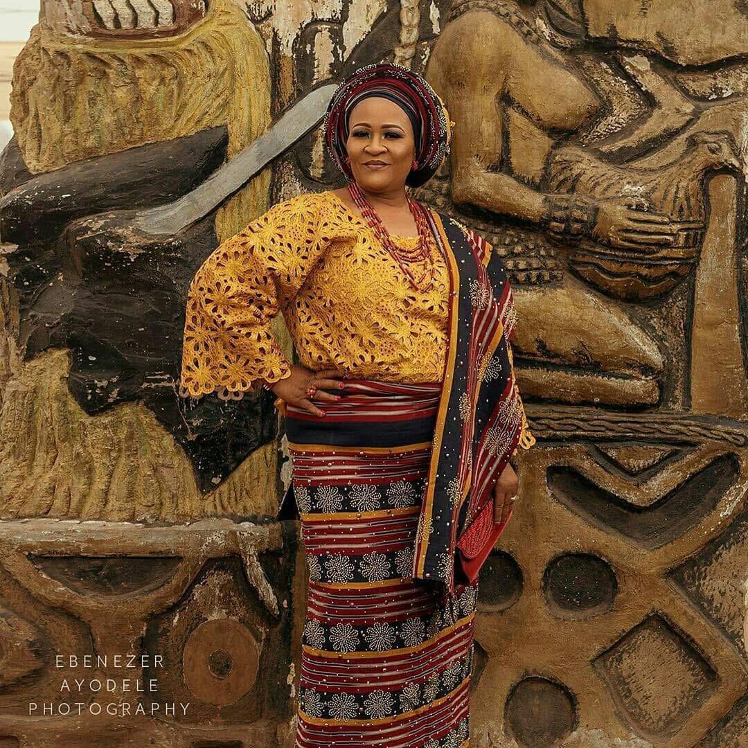 Head Tie and Shoulder Wrap Set 2